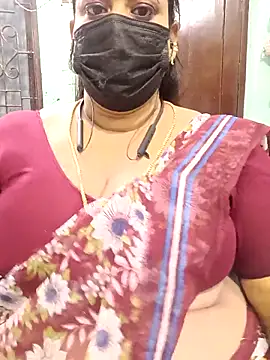 Snapshot of ashikaa_r chatting on April 27, 2026, 2:04 pm ashikaa r online show from April 27, 2026, 2:04 pm