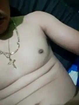 Snapshot of Alonsomadeira chatting on February 12, 2026, 2:39 am Alonsomadeira online show from February 12, 2026, 2:39 am