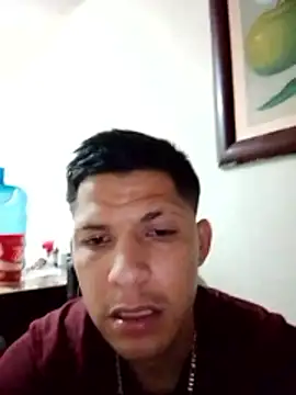 Snapshot of Alonsomadeira chatting on March 8, 2026, 10:52 am Alonsomadeira online show from March 8, 2026, 10:52 am