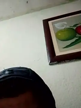 Snapshot of Alonsomadeira chatting on March 12, 2026, 12:11 pm Alonsomadeira online show from March 12, 2026, 12:11 pm