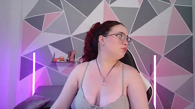 AndrewAnndCherry online show from June 19, 2026, 10:13 pm