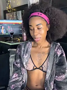 Dime-   online show from October 15, 2025, 10:10 pm