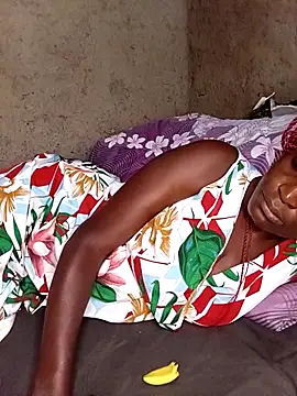 pretty prickle online show from November 26, 2025, 9:10 am