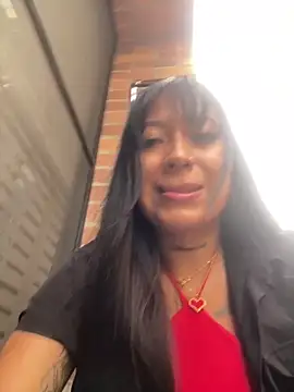 luisa16xxx online show from March 14, 2025, 9:43 pm