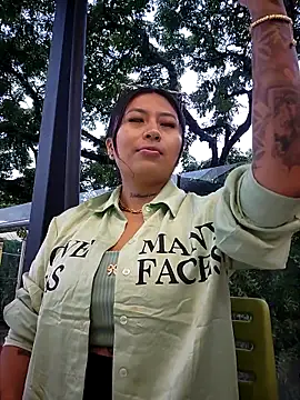 luisa16xxx online show from September 18, 2025, 10:34 pm