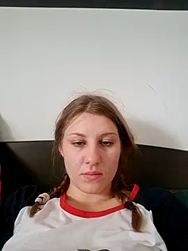 KimySandy online show from February 16, 2025, 8:32 am