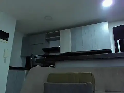 Alexander Martines online show from September 28, 2025, 2:39 am