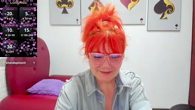 Snapshot of Salomeediaz_ chatting on June 6, 2026, 9:08 pm Salomeediaz online show from June 6, 2026, 9:08 pm