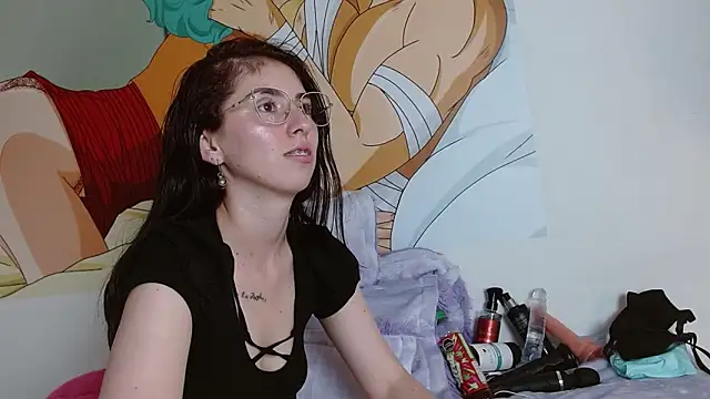 mildre303av online show from January 14, 2025, 10:17 am