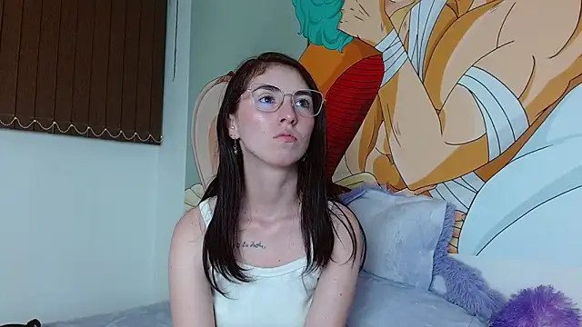 mildre303av online show from January 22, 2025, 11:53 pm