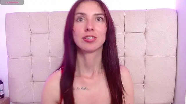 mildre303av online show from March 19, 2025, 10:53 pm