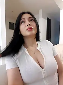  monicab online show from February 26, 2025, 11:48 pm