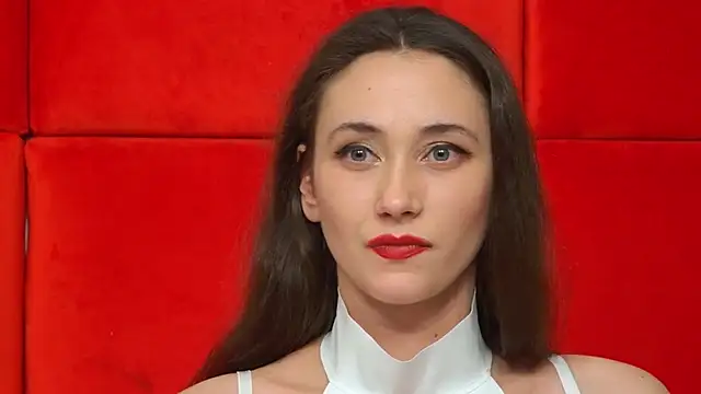 AliceMunro online show from February 4, 2025, 11:59 pm