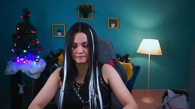 KarolinaRobinson online show from December 13, 2024, 3:11 pm