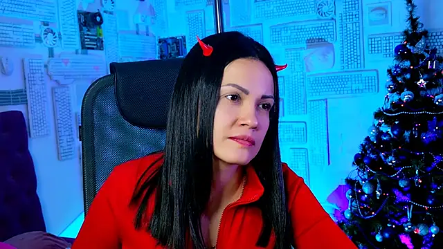 KarolinaRobinson online show from December 24, 2024, 7:00 pm