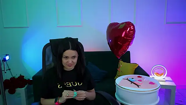 KarolinaRobinson online show from February 13, 2025, 6:16 pm