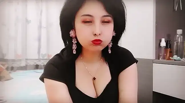 Hanicarrot online show from February 8, 2025, 12:17 am