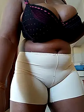 suckmyboobs12  online show from March 3, 2025, 7:21 am