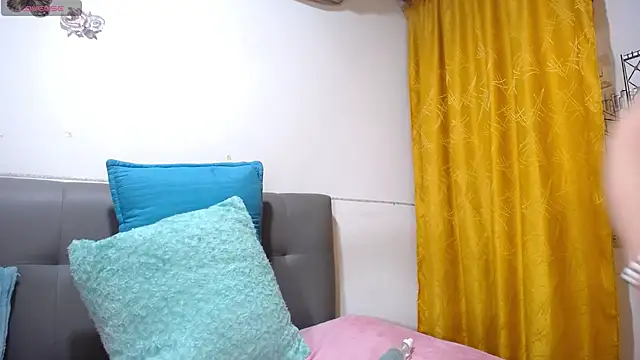 SexyLatinsx online show from March 14, 2025, 7:12 pm