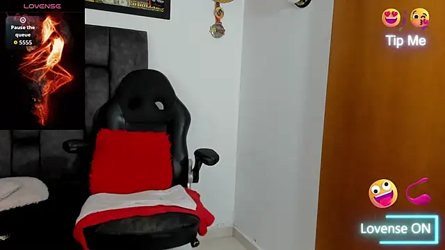 MattRodriguez9 online show from March 23, 2026, 9:02 am