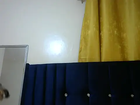Snapshot of Sexy_lla chatting on September 18, 2025, 6:59 am Sexy lla online show from September 18, 2025, 6:59 am