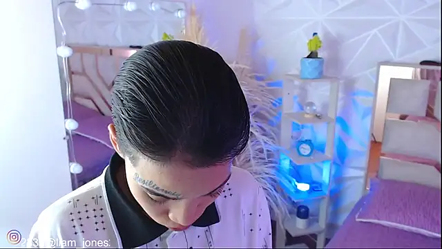 Jonesliam23 online show from September 21, 2025, 7:15 pm