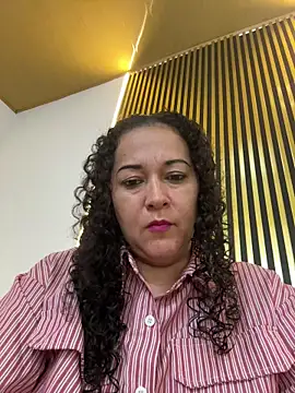 Snapshot of luisa_curli chatting on July 12, 2026, 1:51 am luisa curli online show from July 12, 2026, 1:51 am