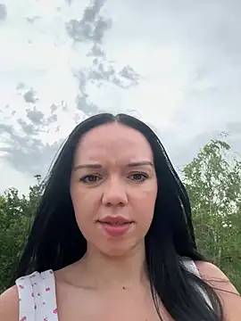 Snapshot of Vanesskaa chatting on June 22, 2026, 4:59 pm Vanesskaa online show from June 22, 2026, 4:59 pm