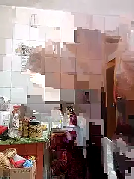 isaReyes online show from October 14, 2025, 3:57 pm
