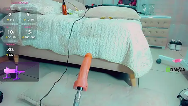 EmilyySaenz online show from September 16, 2025, 4:41 pm