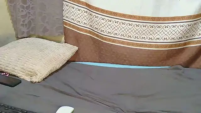 Snapshot of slim_girl02 chatting on July 9, 2026, 8:24 pm slim girl02 online show from July 9, 2026, 8:24 pm