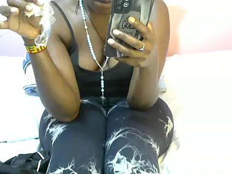 Snapshot of winnie254 chatting on October 1, 2025, 6:52 am winnie254 online show from October 1, 2025, 6:52 am