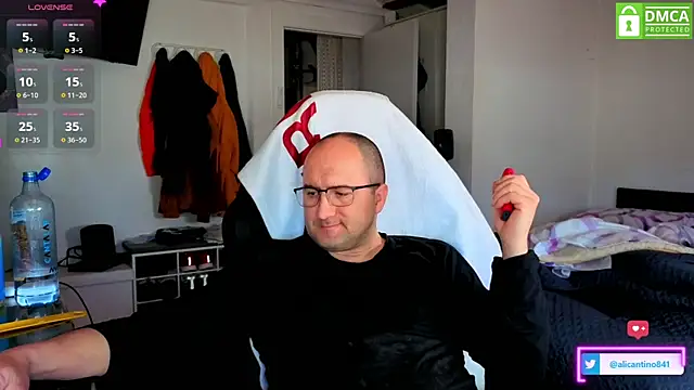 alicantino841 online show from February 26, 2025, 12:47 pm