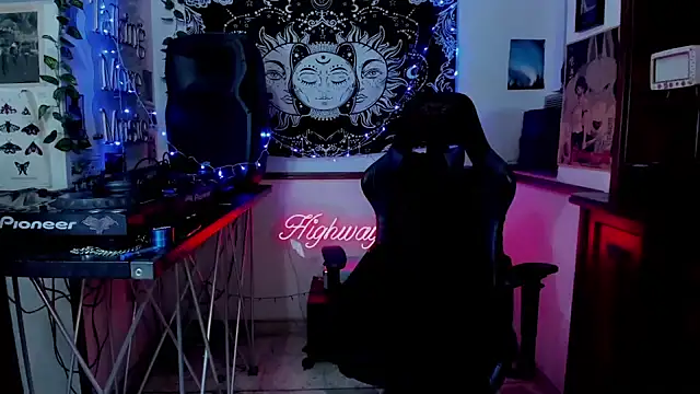 Demongirl6666 online show from January 26, 2025, 8:25 am