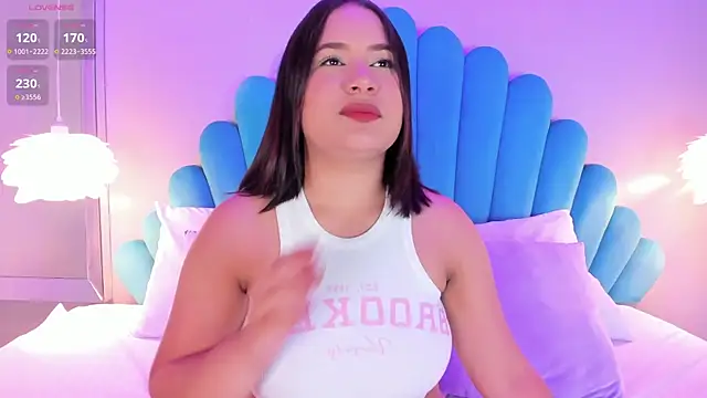 HannaKarson online show from March 1, 2025, 11:39 am