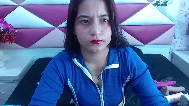 Snapshot of MariaClay chatting on January 16, 2025, 11:48 am MariaClay online show from January 16, 2025, 11:48 am