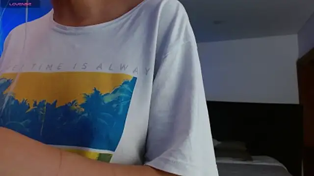 peyton golden1 online show from March 12, 2026, 3:34 am