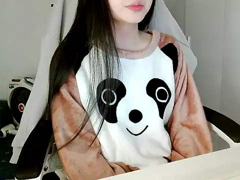 Snapshot of Yin-girl chatting on January 10, 2026, 5:15 pm Yin-girl online show from January 10, 2026, 5:15 pm