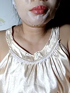 Snapshot of _Mira_69_ chatting on June 9, 2026, 3:12 pm Mira 69 online show from June 9, 2026, 3:12 pm