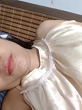 Snapshot of _Mira_69_ chatting on June 26, 2026, 5:23 am Mira 69 online show from June 26, 2026, 5:23 am