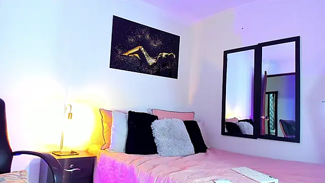 KimberlyBanks2 online show from March 14, 2025, 2:53 am