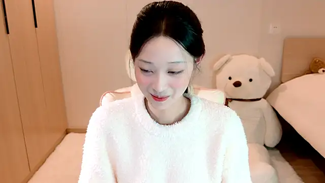 Snapshot of Xueb_J chatting on December 12, 2024, 3:48 pm Xueb J online show from December 12, 2024, 3:48 pm