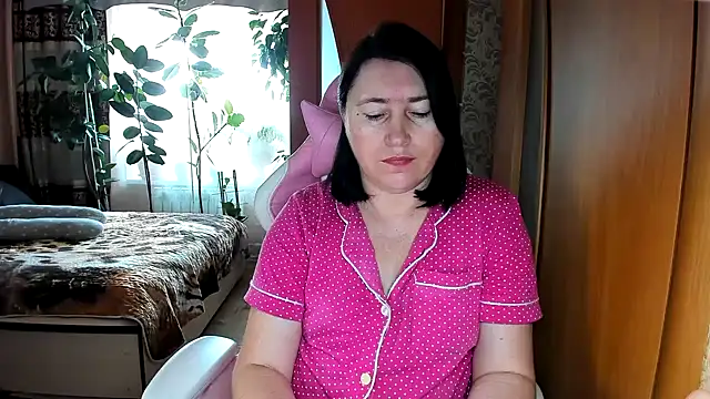 Snapshot of Tatyana51 chatting on May 4, 2026, 5:03 am Tatyana51 online show from May 4, 2026, 5:03 am