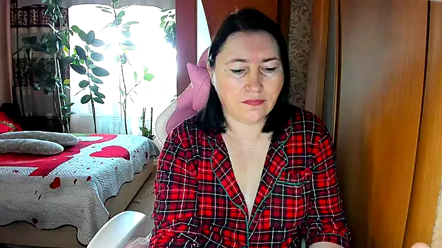 Snapshot of Tatyana51 chatting on May 8, 2026, 5:35 am Tatyana51 online show from May 8, 2026, 5:35 am