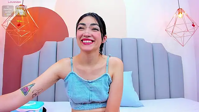 Snapshot of ThailyCherry chatting on January 15, 2025, 7:01 pm ThailyCherry online show from January 15, 2025, 7:01 pm