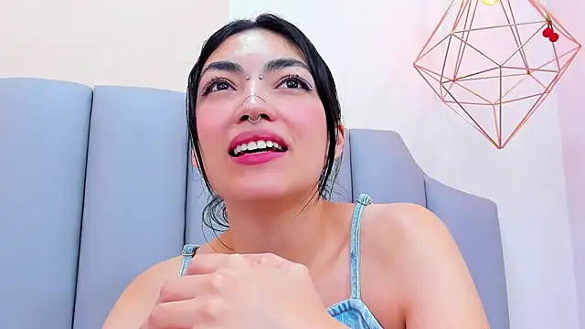 Snapshot of ThailyCherry chatting on January 16, 2025, 7:31 pm ThailyCherry online show from January 16, 2025, 7:31 pm