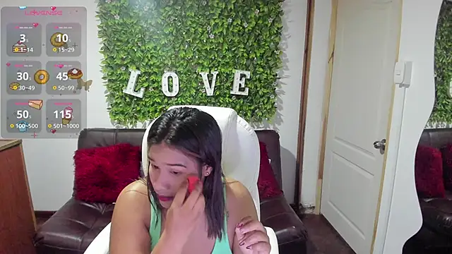 Enma  clark online show from January 19, 2025, 5:05 am