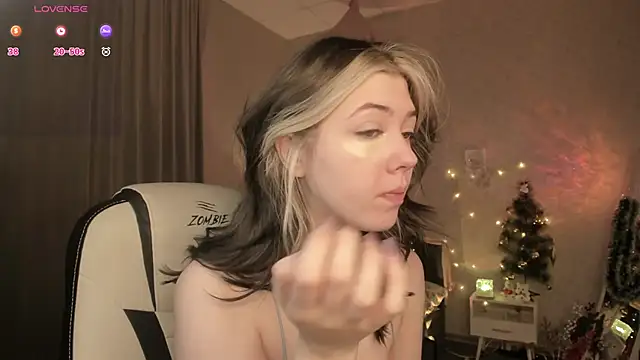 Vanessa Walters online show from December 15, 2025, 3:11 am