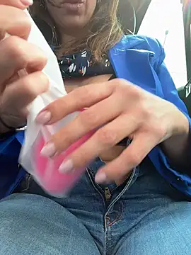 Deasquirty online show from March 11, 2026, 12:00 pm