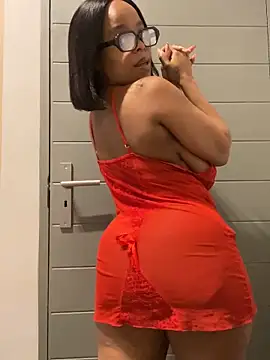 Snapshot of Saggy_areola95 chatting on May 21, 2026, 10:00 am Saggy areola95 online show from May 21, 2026, 10:00 am